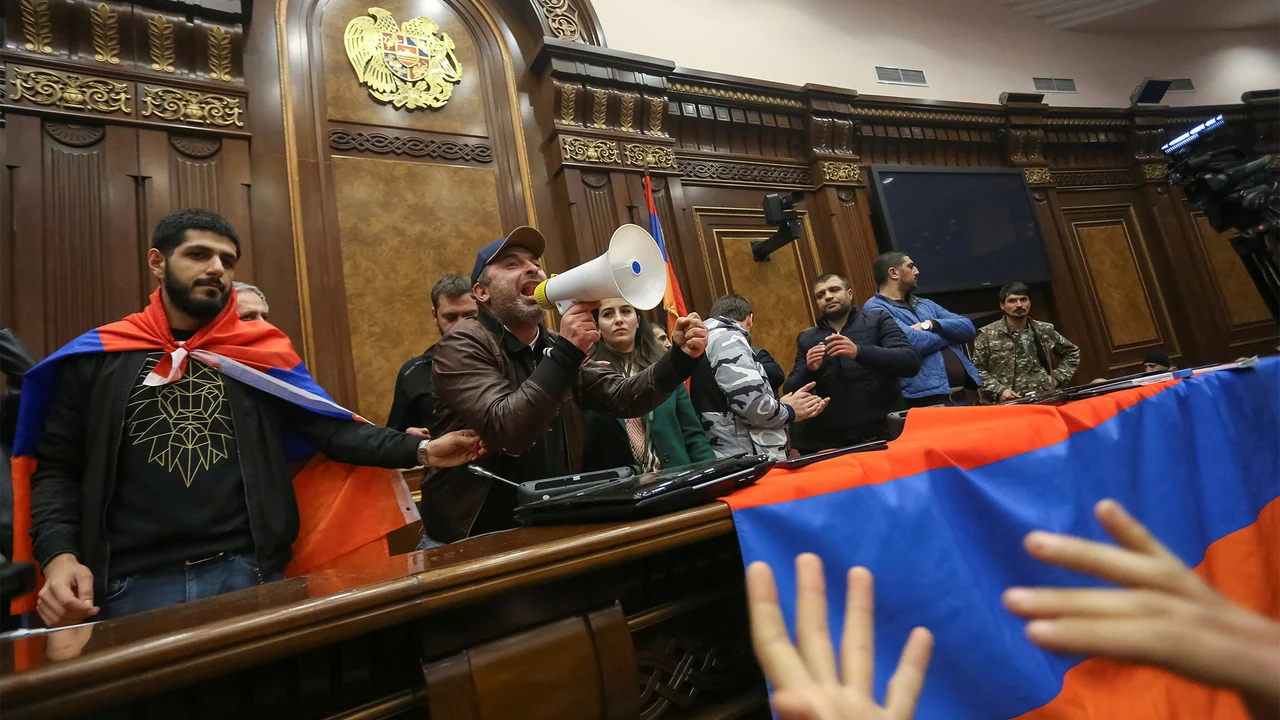 В Ереване пытаются саботировать карабахское перемирие