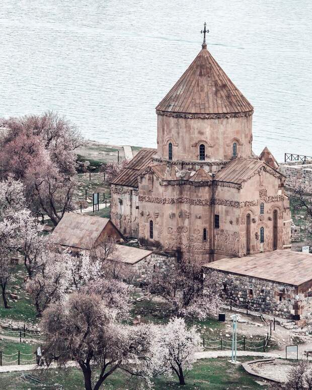 Наша замечательная планета на колоритных снимках тревел-фотографа