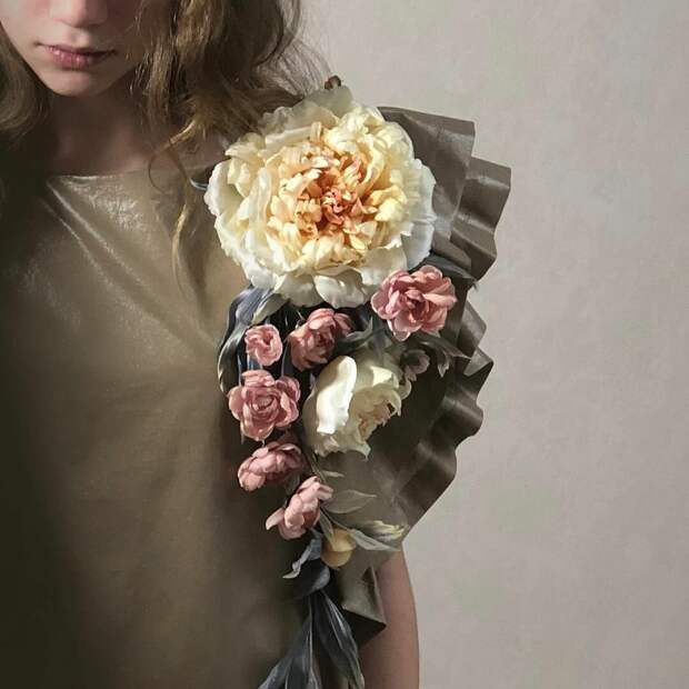 Шелковые цветы Юлии Володарской: не сразу поняла, что они не настоящие