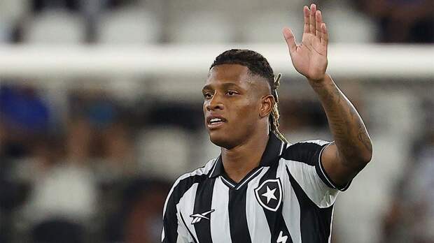 Источник: «Зенит» хочет продать Вендела и купить вместо него полузащитника «Ботафого»