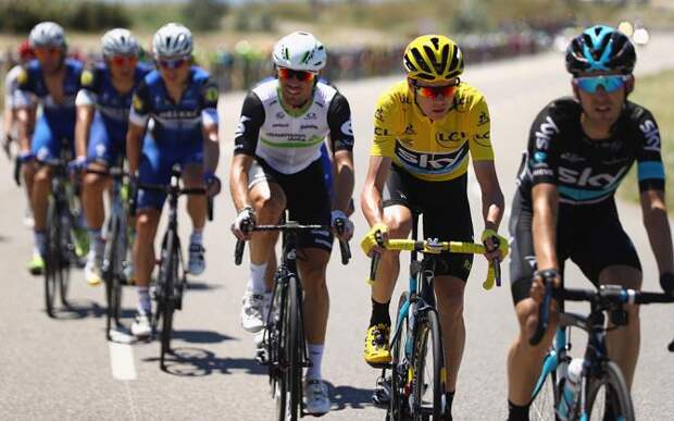 Mark Cavendish (Dimension Data) и Chris Froome (Team Sky) (фото: Getty Images Sport)