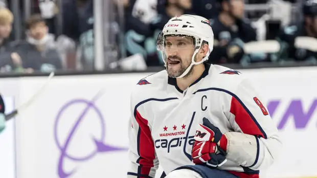 Овечкин поднялся на 28-е место в списке бомбардиров НХЛ всех времён