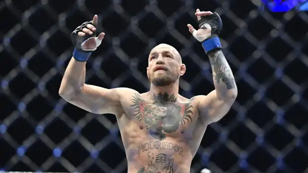 Майкл Биспинг: Макгрегор может побить Оливейру