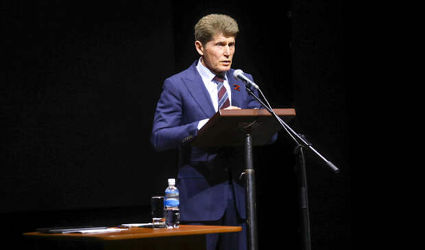 Картина дня в Приморье: Олег Кожемяко в Артёме, ДТП с ребёнком и вандализм в Хороле