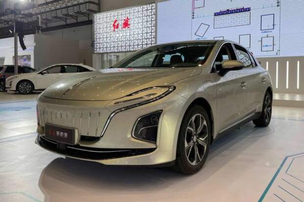 hongqi-e-qm5 - ev-china-красный флаг-2021-proauto-06
