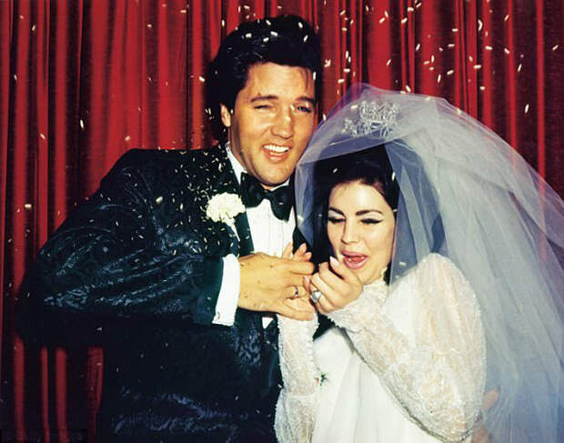 1 мая 1967 года Алладин Отель в Лас Вегасе. Свадьба Элвиса и Присциллы.