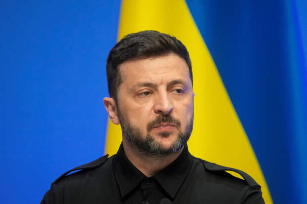 Нардеп Дубинский утверждает, что партнер Зеленского Миндич покинул Украину