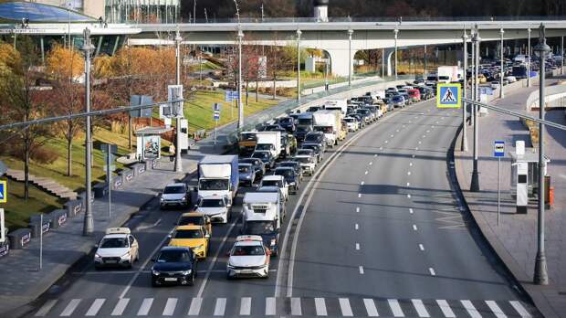 Москвичам назвали участки с затрудненным движением 20 апреля
