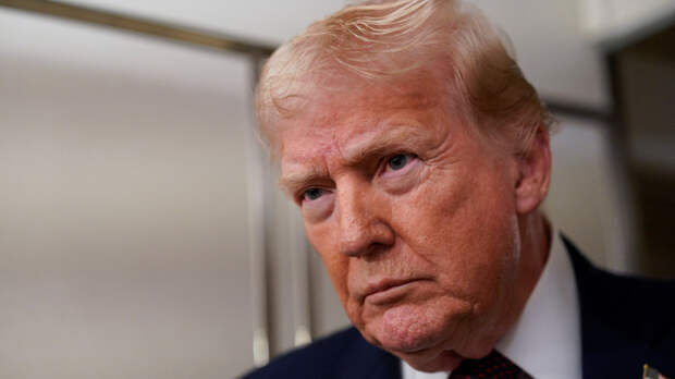 Трамп ввел пошлины в отношении стран, сотрудничающих с Ираном