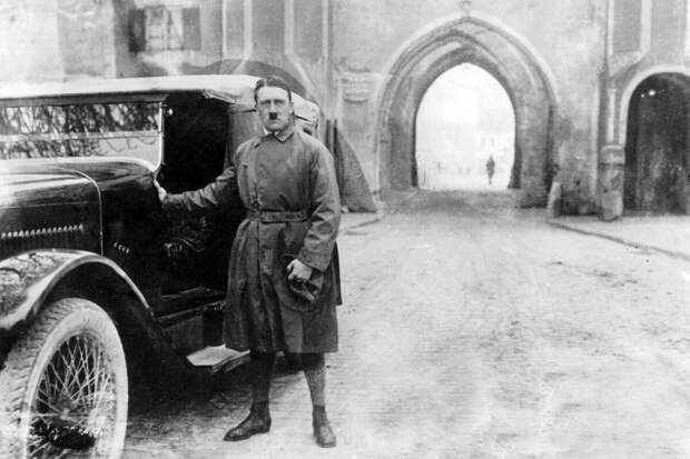 Google Maps назвала дорогу в Германии в честь Гитлера, но вскоре извинилась