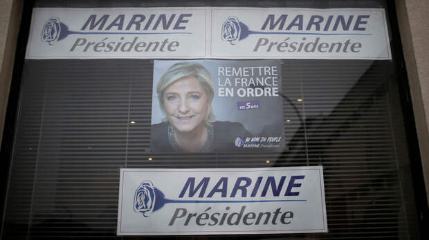 BFM TV: глава Минфина Франции признал возможной победу Ле Пен на следующих президентских выборах 