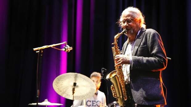 Лучшие джазовые саксофонисты современности JazzPeople