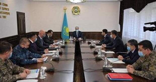 Kazakh President Kassym-Jomart Tokayev chairs a meeting of the emergency operations centre following mass protests in Almaty, Kazakhstan January 12, 2022. Official website of the President of Kazakhstan/Handout via REUTERS ATTENTION EDITORS - THIS IMAGE HAS BEEN SUPPLIED BY A THIRD PARTY.