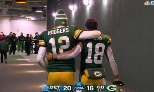 Aaron Rodgers walks off with Randall Cobb