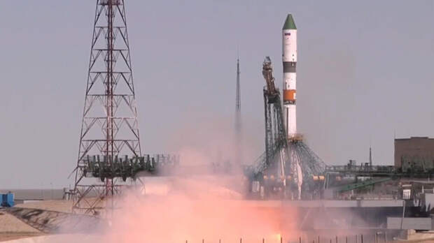 Грузовой корабль "Прогресс МС-27" вышел на орбиту и направился к МКС