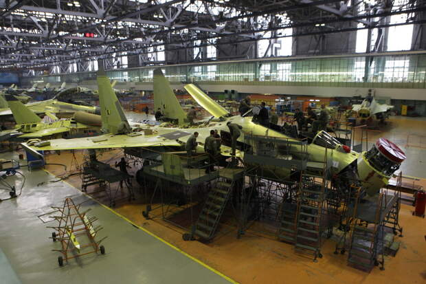 Иркутскому авиационному заводу – 85 лет