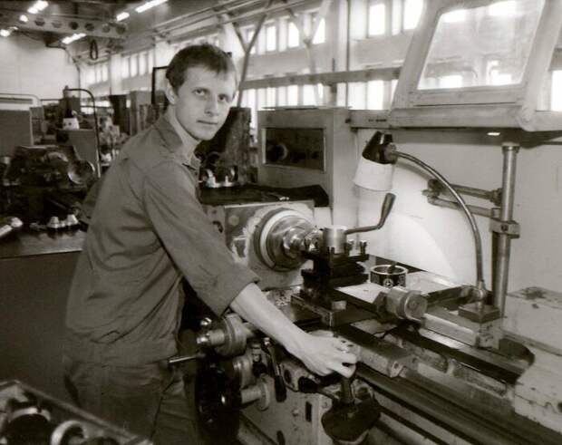 Рабочие специальности могли получать много. /Фото: mirtesen.ru.