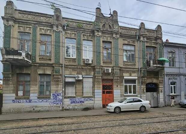 На Кубани ремонтируют дома с историей: 19 объектов культурного наследия обновили в 2025 году