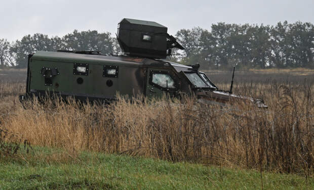 Украинских военных заставили с флагом имитировать контроль над Димитровым