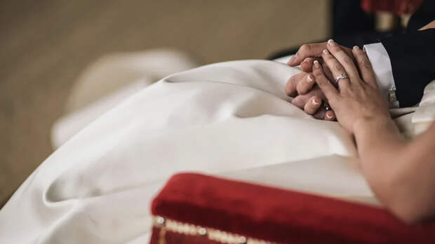 Сексолог Перелыгина назвала идеальной разницу в возрасте супругов не более 3 лет