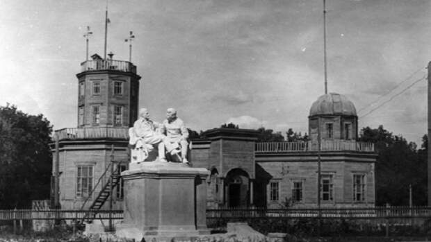 Преступление против истории: в Пензе снесли единственный в мире деревянный планетарий