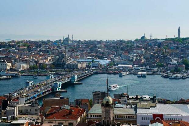 Залив Золотой рог в Стамбуле. Фото: Sonja Jordan/imageBROKER.com/www.globallookpress.com