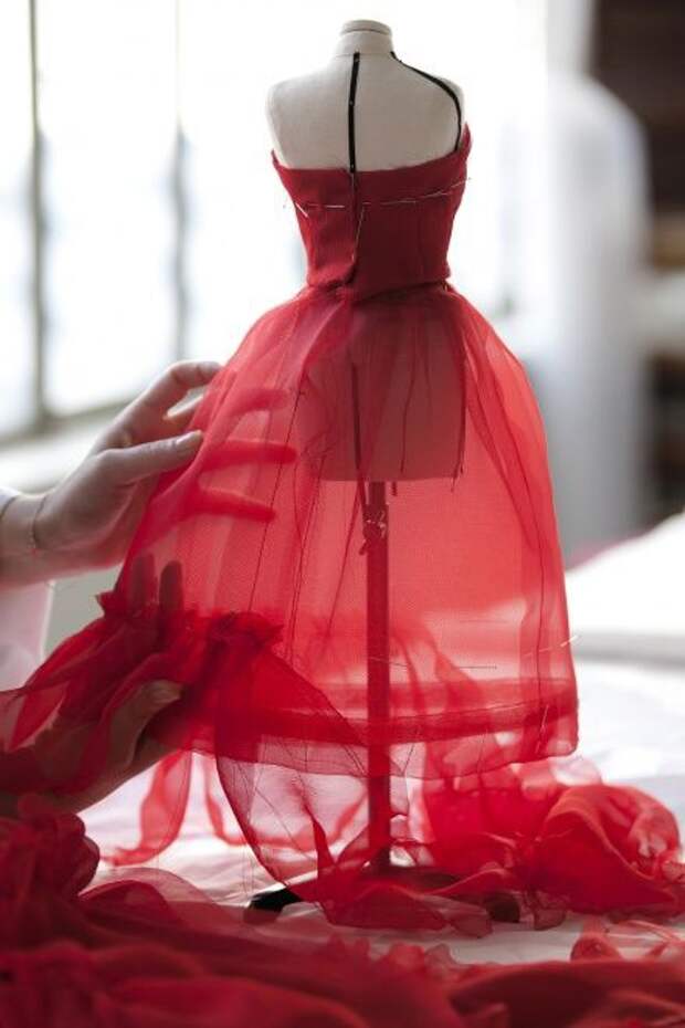 Le Petit Théâtre Dior (фото и видео)