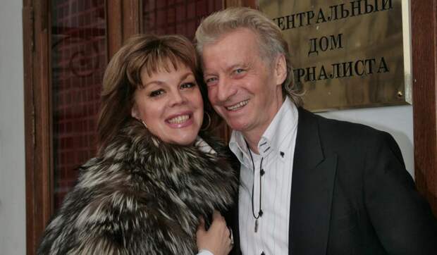 Сати Казанова, Екатерина Андреева, Ани Лорак и другие знаменитые красавицы, которые вышли замуж за иностранцев