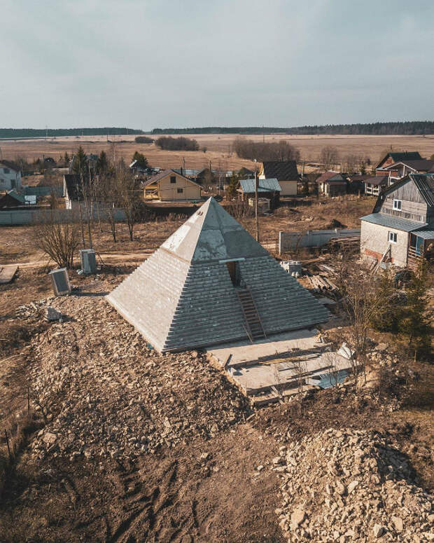 «Как вам? Ничего не бросается в глаза?» | Фото: Виралайф.