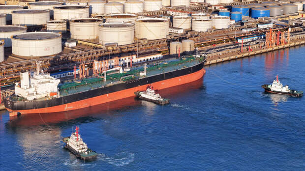 Bloomberg: Китай приостановил экспорт бензина и дизтоплива из-за ударов по Ирану