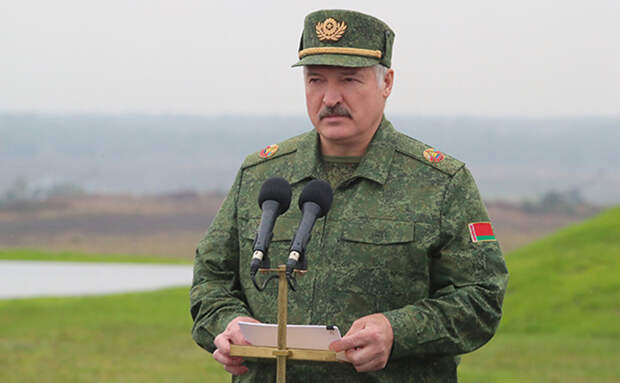 Атака на Минск и 120 тысяч возле границы: Лукашенко заговорил о войне