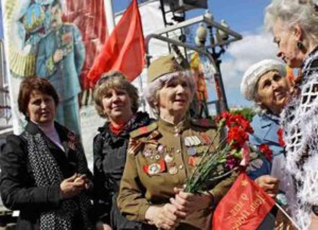 Россиянам напомнили о выплатах к годовщине Победы