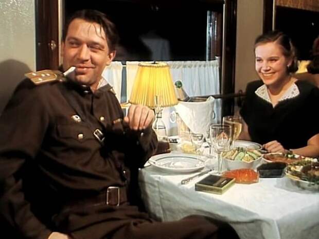 Екатерина Редникова и Владимир Машков в фильме *Вор*, 1997 | Фото: kino-teatr.ru