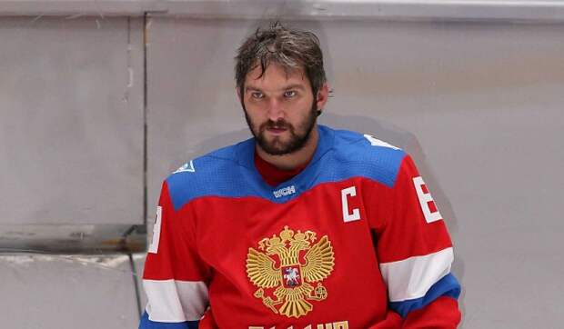 Женатый Овечкин сделал комплимент Бузовой: Тащусь от нее