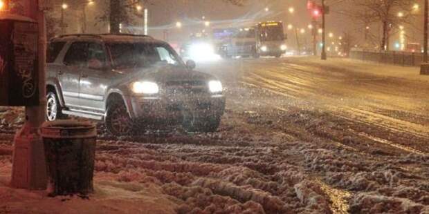 Ухудшение погодных условий в Омске: снегопад, ветер, гололедные явления