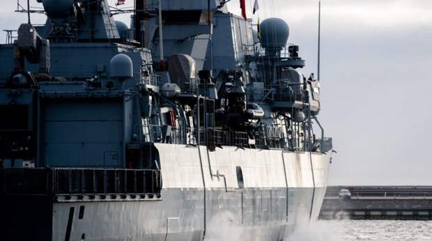 Россия обрубила НАТО выход на Азовское море