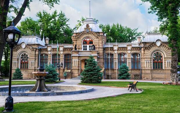 Ташкентский безумец: почему одного из Романовых объявили сумасшедшим