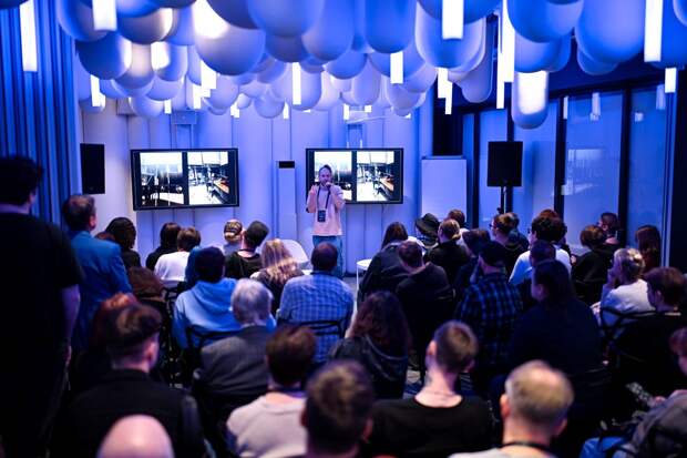 Творение записи, а не регистрация событий