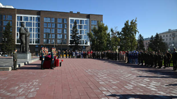Воинские почести красноармейцев в Барнауле / Фото: barnaul.org