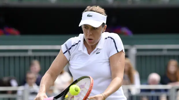 Павлюченкова проиграла Муховой в третьем круге Уимблдона