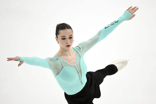 Чемпионка ОИ Навка была шокирована решением Валиевой уйти к Соколовской