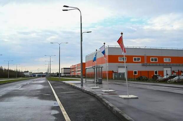 Движение на участке улицы Коммуны открыли в производственной зоне «Ржевка»