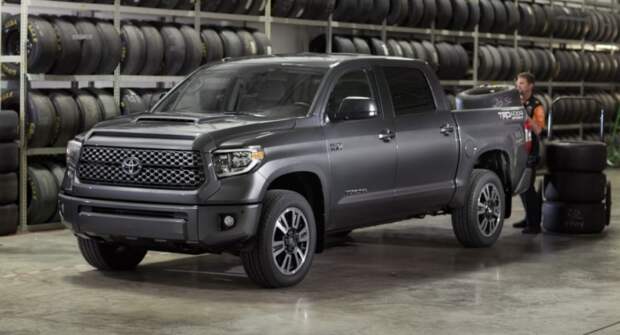 Toyota готовит хардкорный пикап Tundra, который будет конкурировать с Ford F-150 Raptor