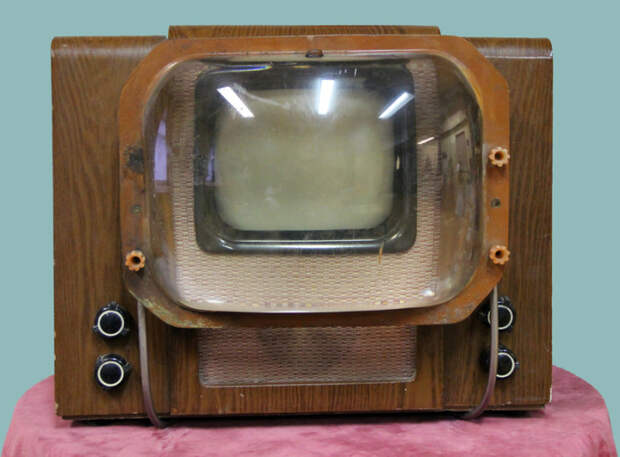 Почему в советских телевизорах корпус был деревянным