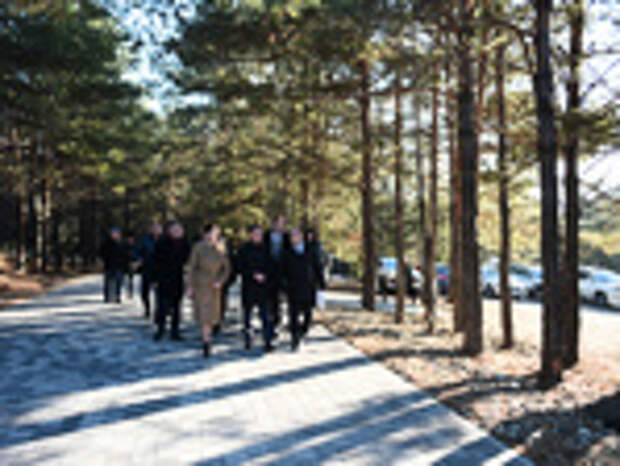 В Барнауле обновили мемориал с именами 415 солдат, умерших от ран в годы ВОВ / Фото: barnaul.org