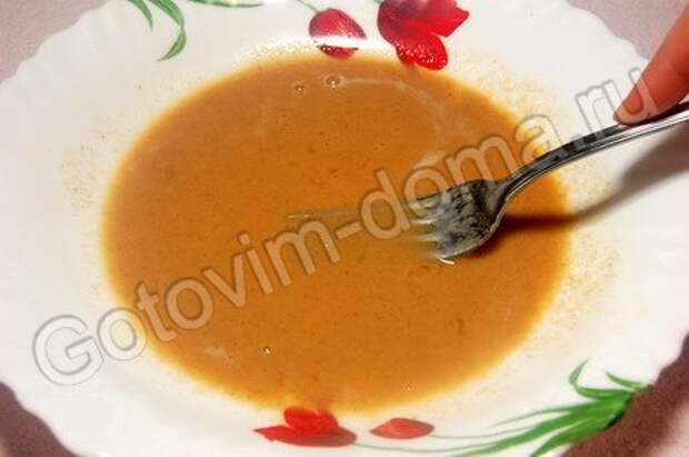 Мясные колобки с яйцом