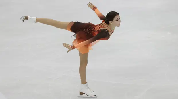 Щербакова заявила, что рада за выигравшую короткую программу фигуристку Хендрикс