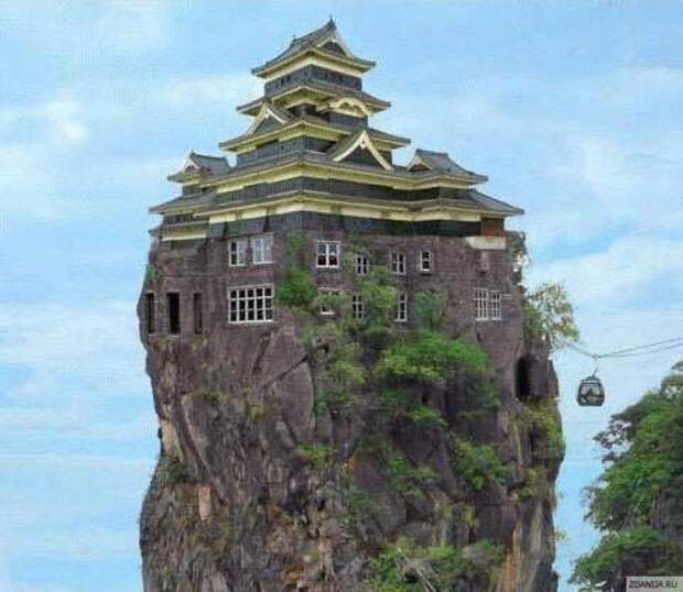 unusual_house_in_the_rock_002 (481x418, 32Kb)