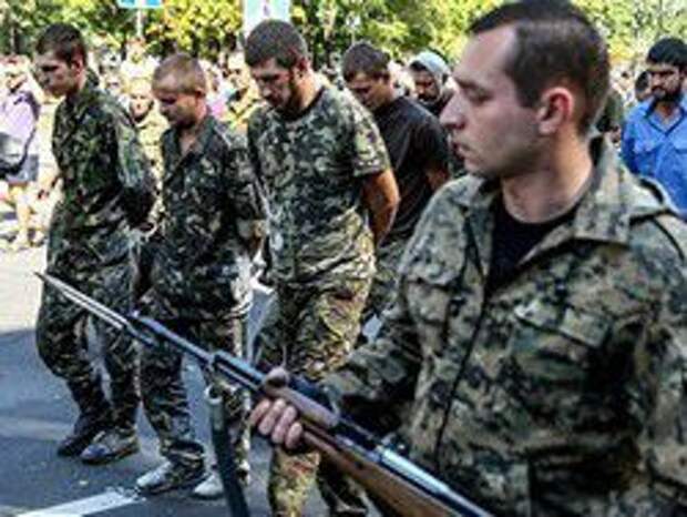 HRW: "парад" пленных солдат нарушает Женевскую конвенцию HRW: "парад" пленных солдат нарушает Женевскую конвенцию