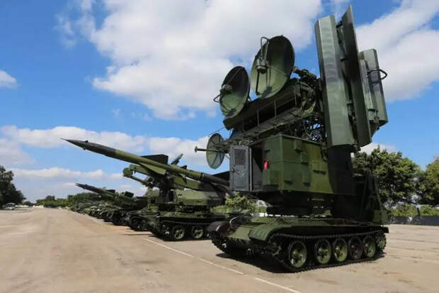 Служба и боевое применение поздних модификаций ЗРК С-75, поставленных в другие страны, и их иностранных клонов